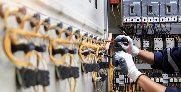 Professional Electrician technician working in Clyde, NY